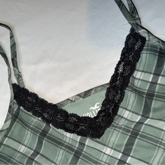 Hollister Green Plaid Lace Trim Cami Crop Tank Y2K Grunge Size S - Picture 2 of 5
